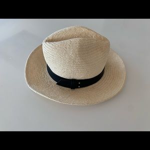 Banana Republic Straw Hst